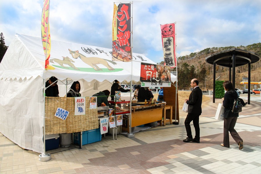 鹿島商工会主催によるテント屋台を行いました